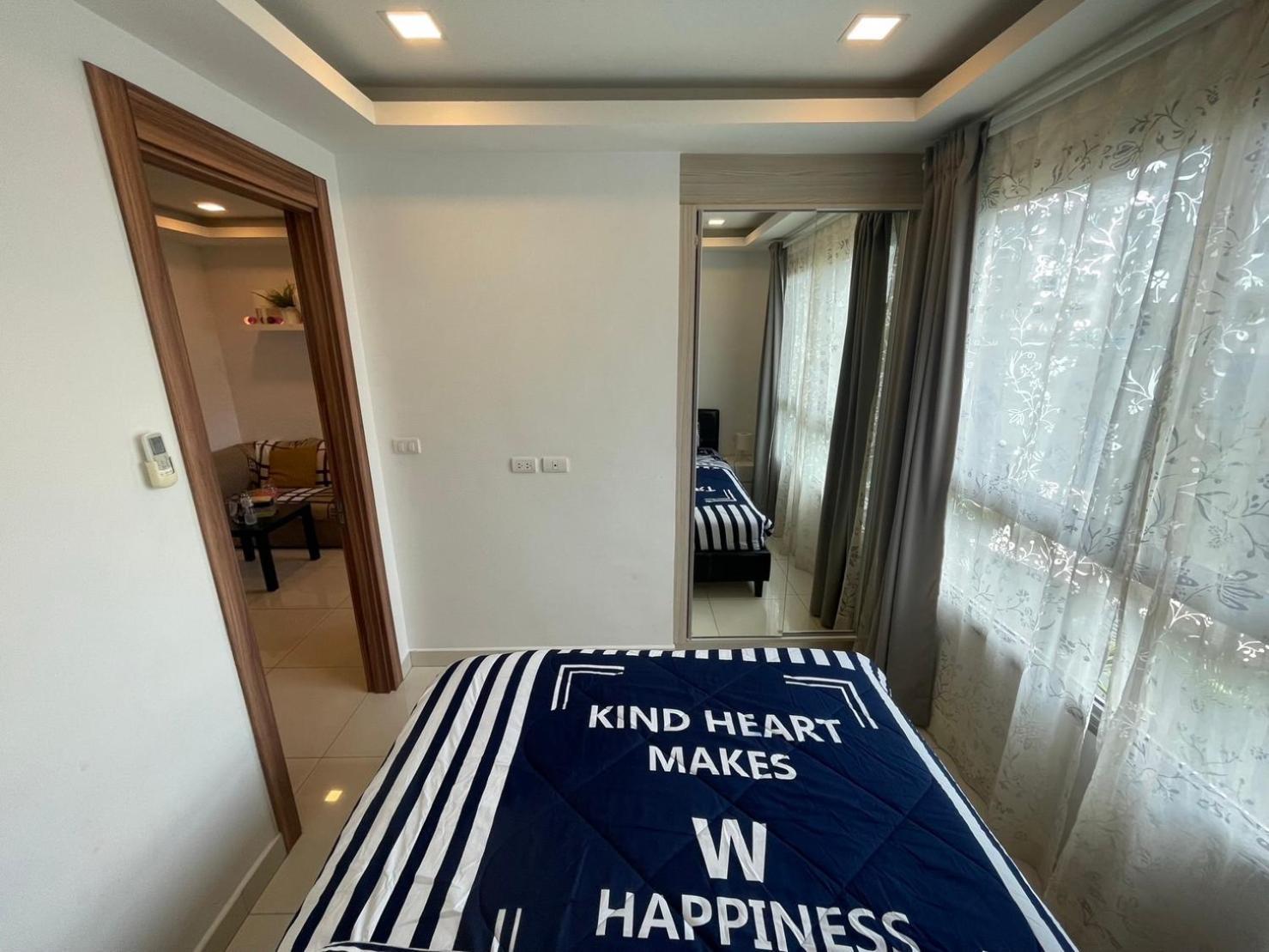 Arcadia Beach Resort By Psr Pattaya Exteriör bild