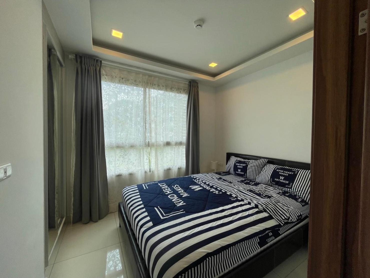 Arcadia Beach Resort By Psr Pattaya Exteriör bild