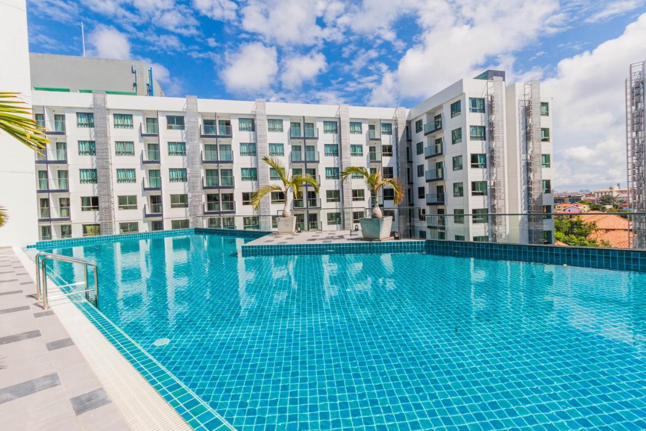 Arcadia Beach Resort By Psr Pattaya Exteriör bild